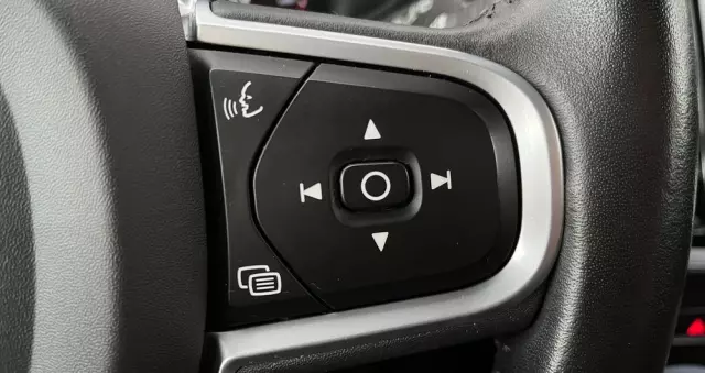 VOLVO V60 D3 Momentum