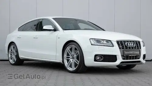 AUDI S5 