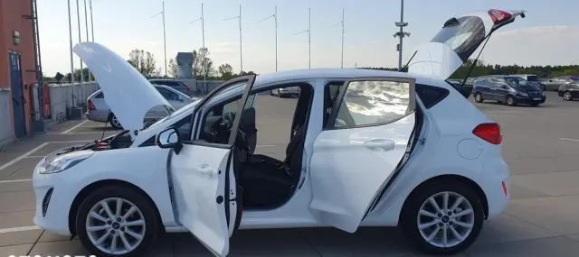 FORD Fiesta 1.1 S&S COOL&CONNECT