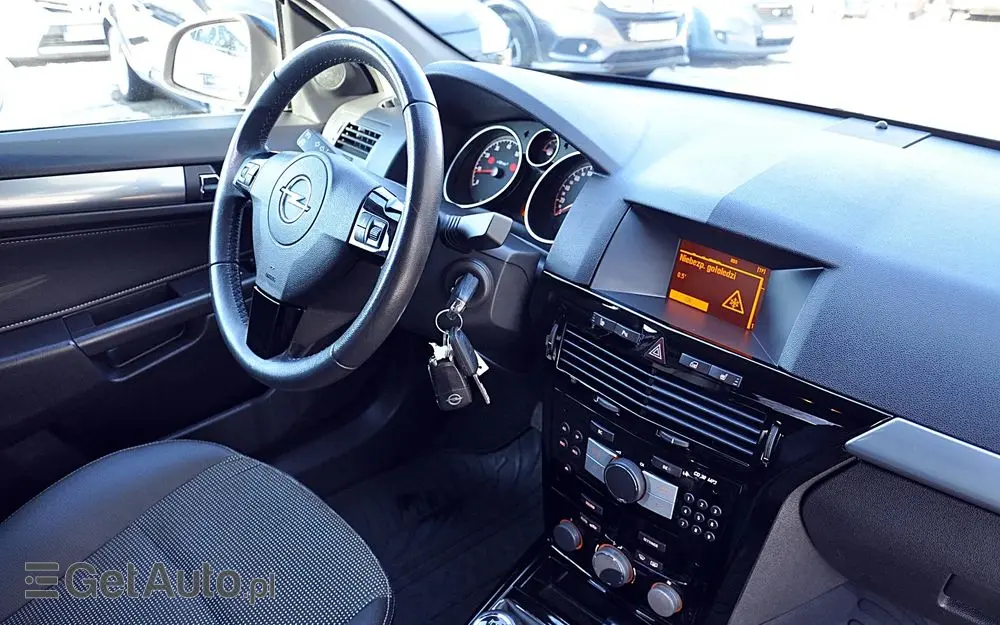 OPEL Astra 1.6 Cosmo