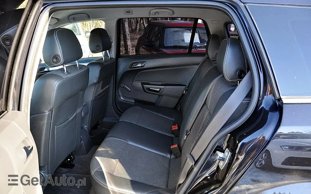 OPEL Astra 1.6 Cosmo