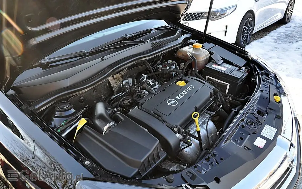 OPEL Astra 1.6 Cosmo