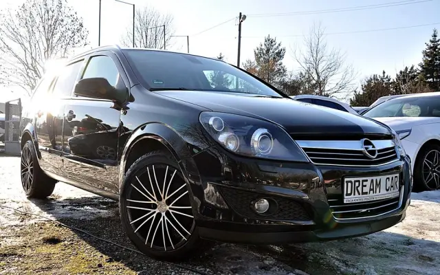 OPEL Astra 1.6 Cosmo