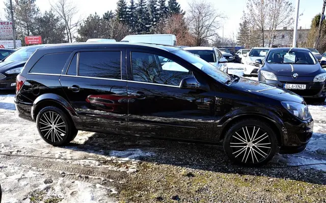 OPEL Astra 1.6 Cosmo