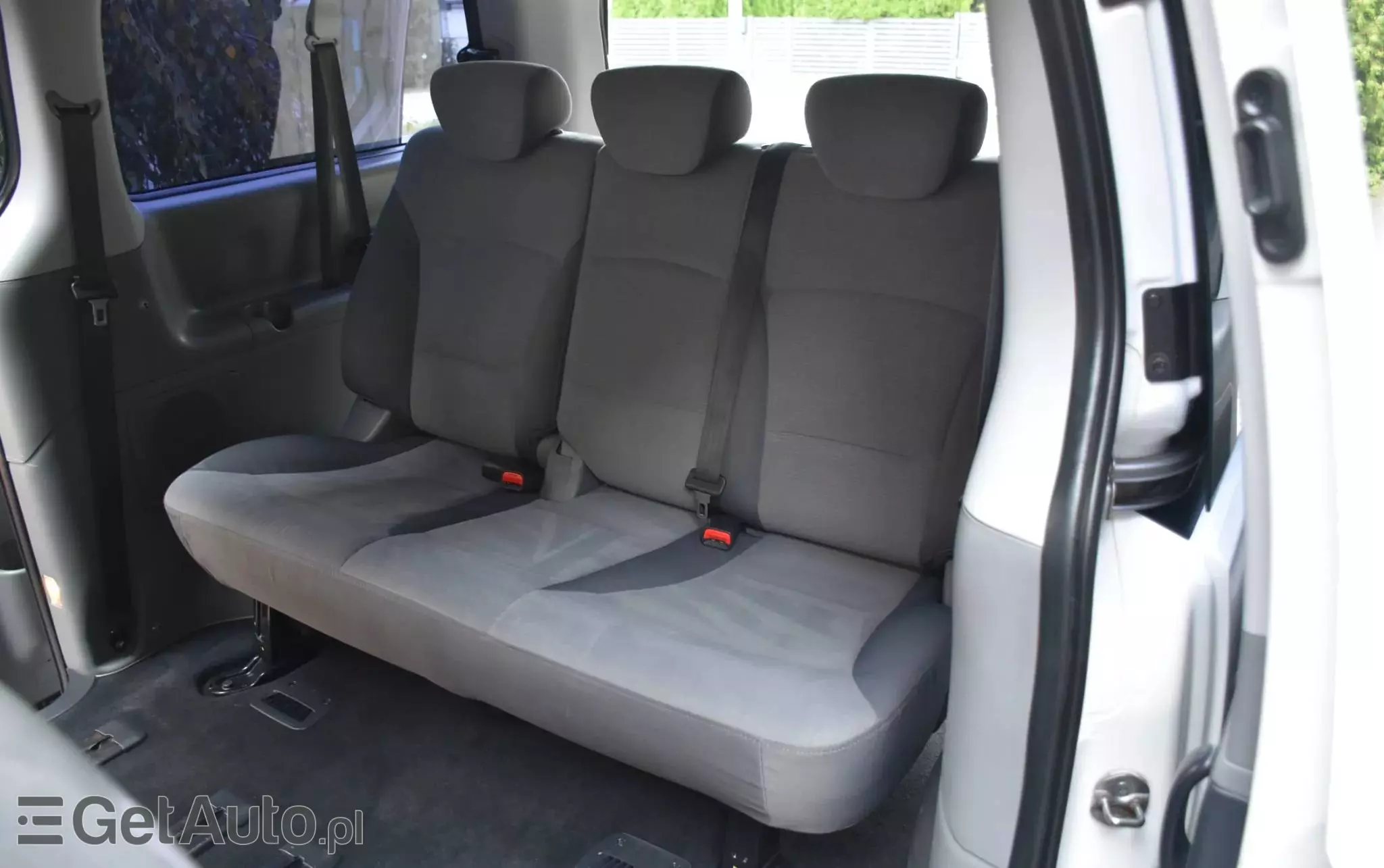 HYUNDAI H-1 2.5 CRDi Travel Comfort