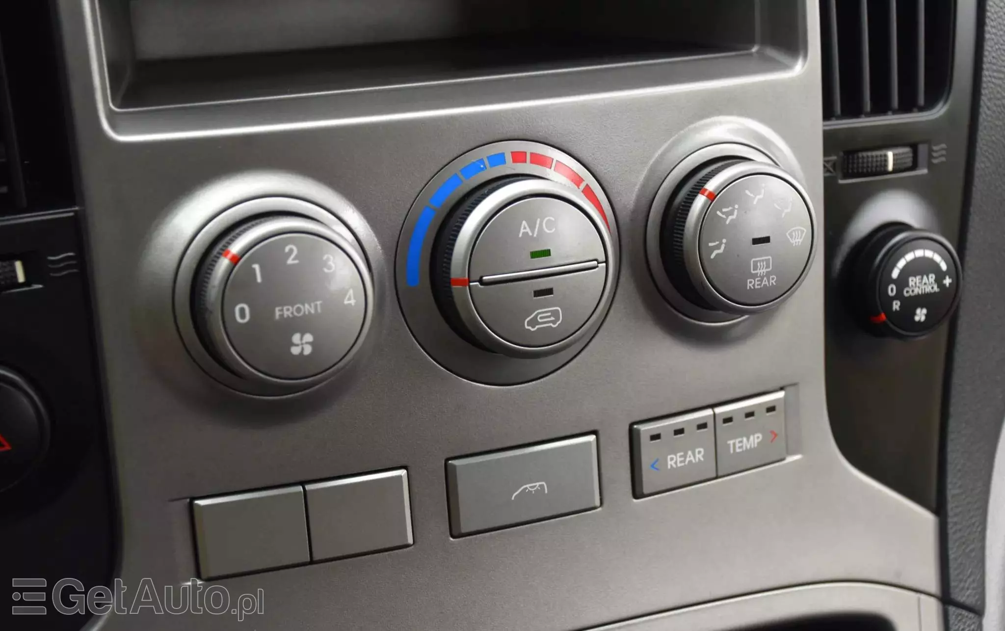 HYUNDAI H-1 2.5 CRDi Travel Comfort