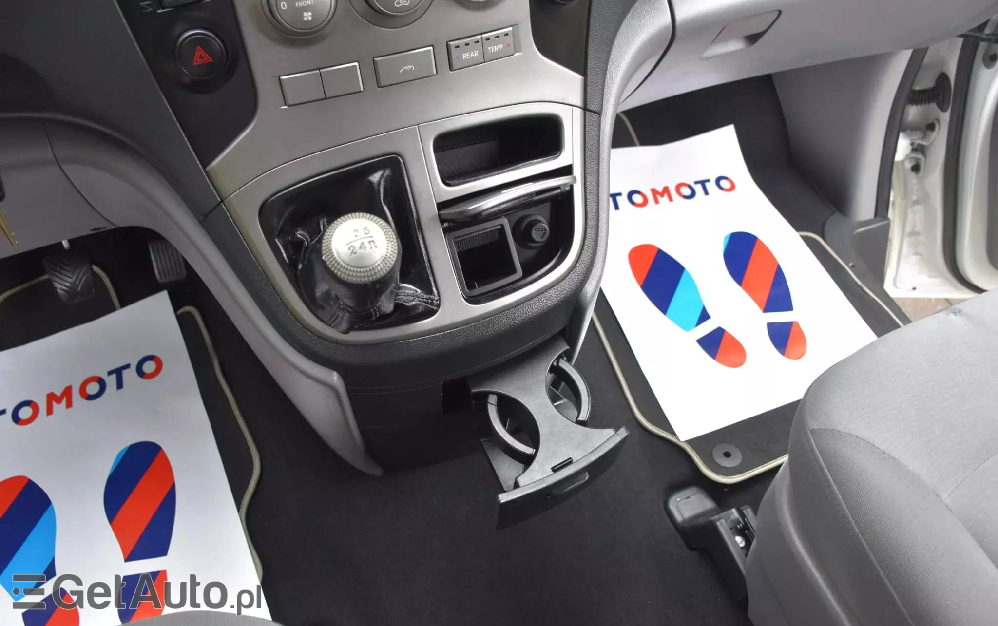 HYUNDAI H-1 2.5 CRDi Travel Comfort