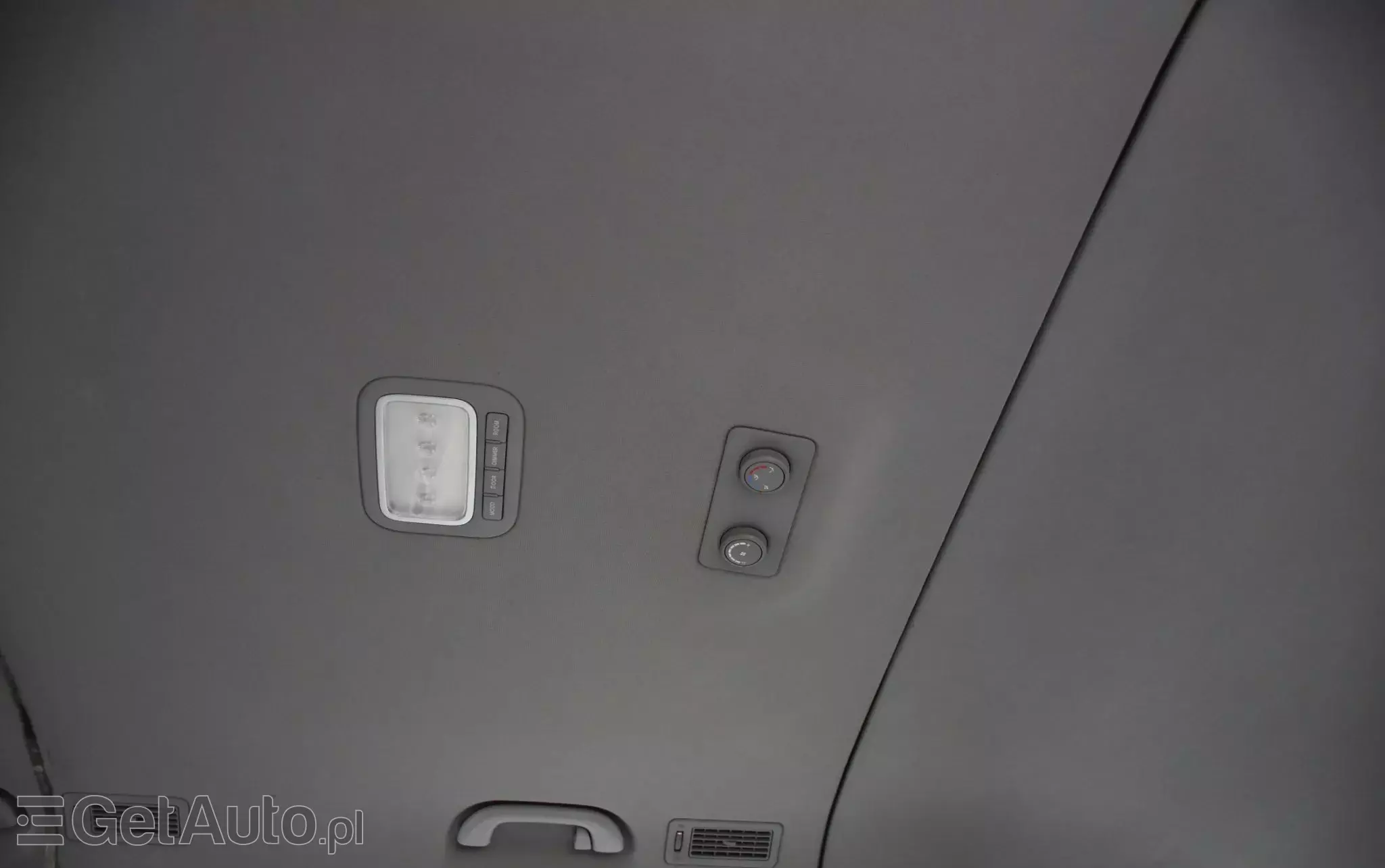 HYUNDAI H-1 2.5 CRDi Travel Comfort