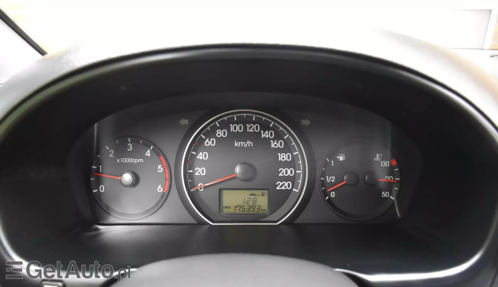 HYUNDAI H-1 2.5 CRDi Travel Comfort