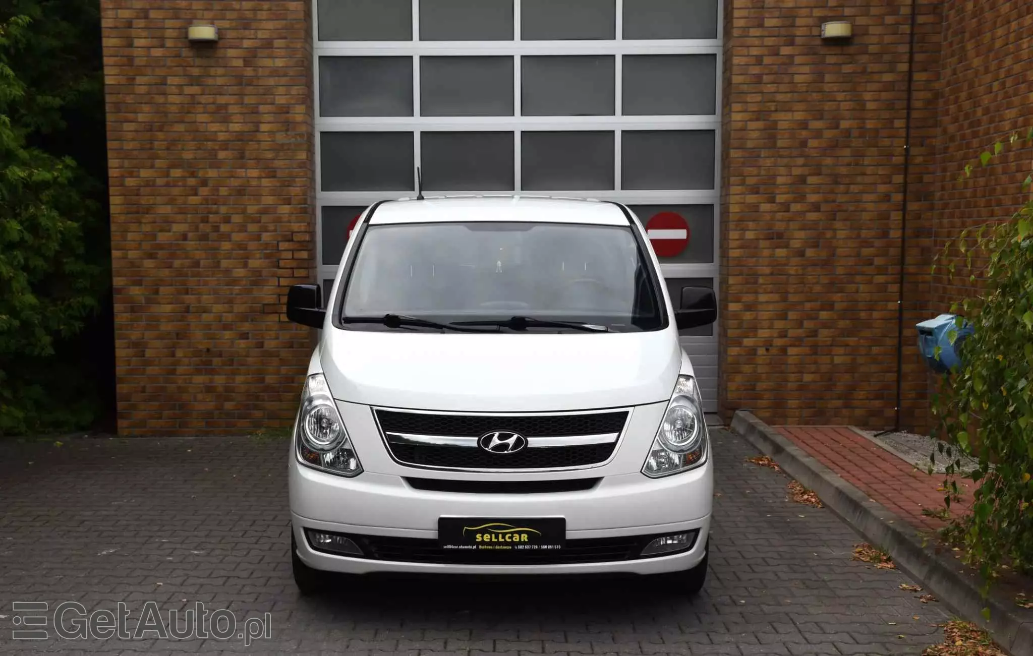 HYUNDAI H-1 2.5 CRDi Travel Comfort