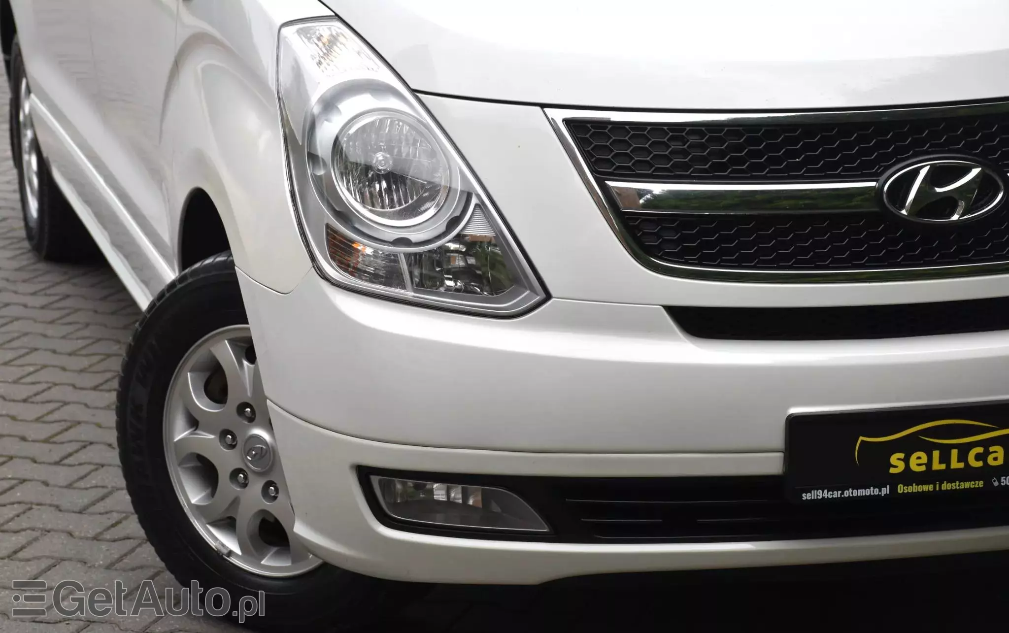 HYUNDAI H-1 2.5 CRDi Travel Comfort