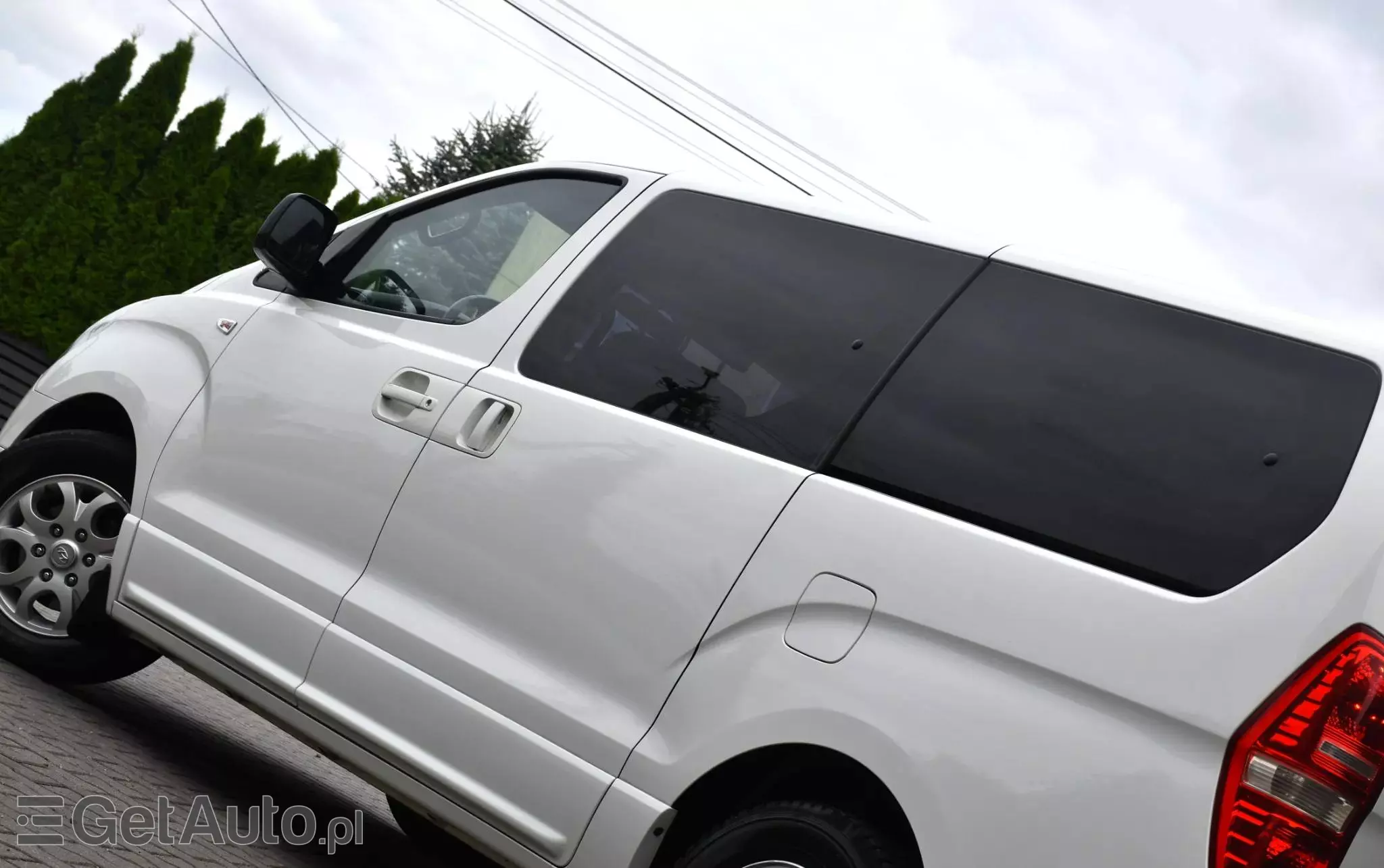 HYUNDAI H-1 2.5 CRDi Travel Comfort