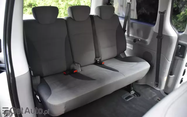 HYUNDAI H-1 2.5 CRDi Travel Comfort