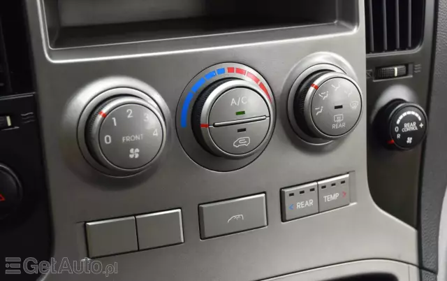 HYUNDAI H-1 2.5 CRDi Travel Comfort