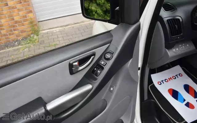 HYUNDAI H-1 2.5 CRDi Travel Comfort