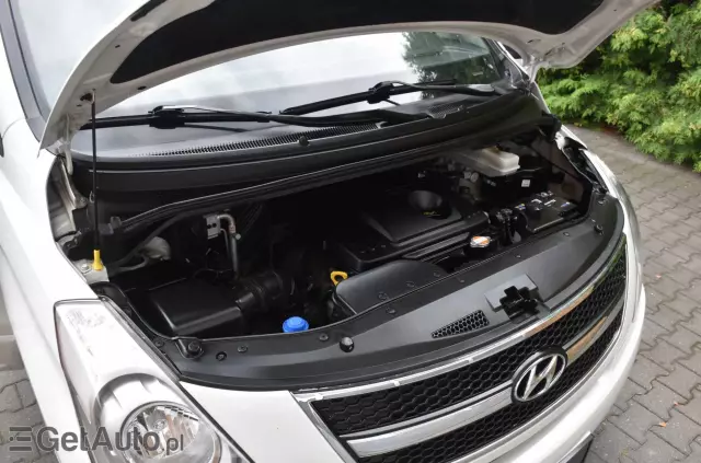 HYUNDAI H-1 2.5 CRDi Travel Comfort