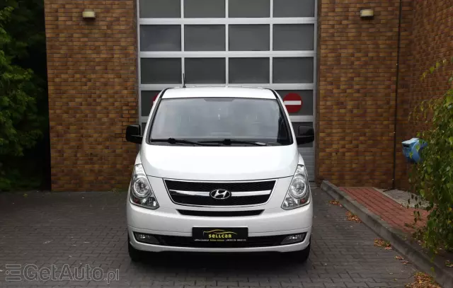 HYUNDAI H-1 2.5 CRDi Travel Comfort