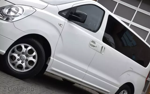 HYUNDAI H-1 2.5 CRDi Travel Comfort
