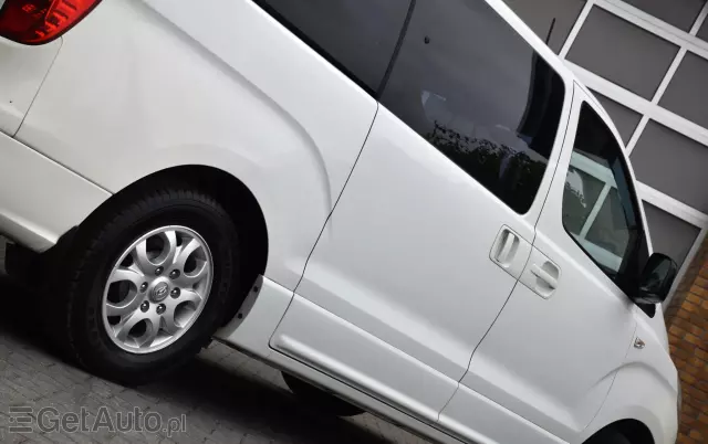 HYUNDAI H-1 2.5 CRDi Travel Comfort