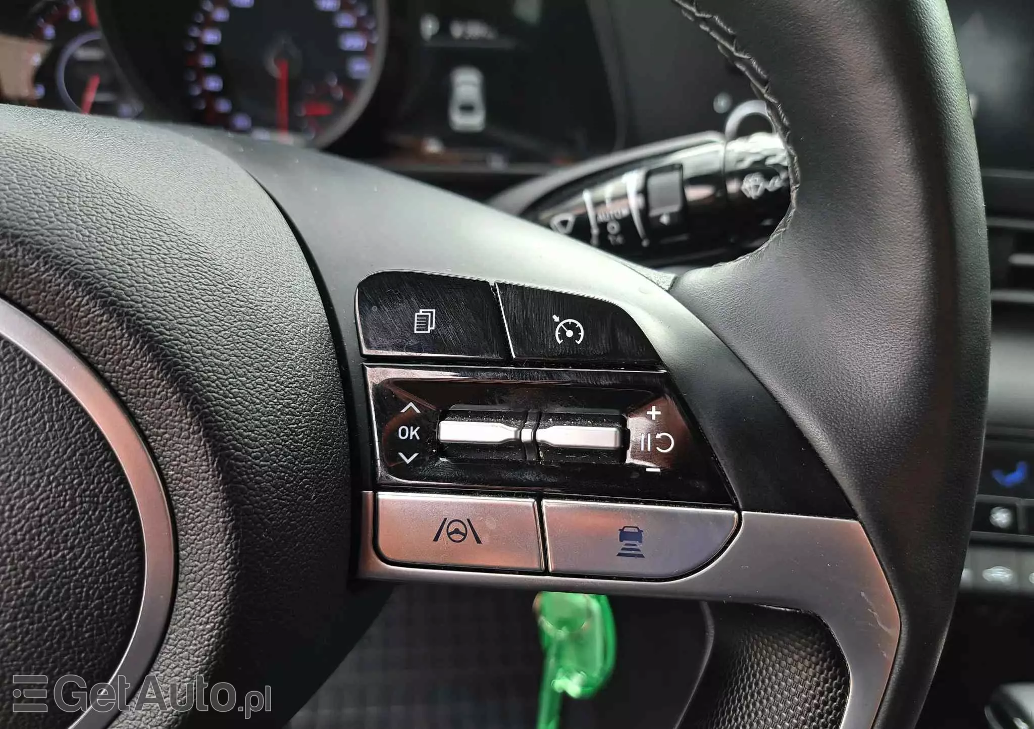 HYUNDAI Elantra 1.6 Smart CVT