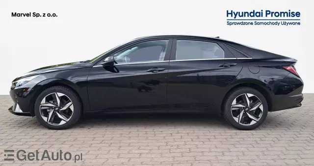 HYUNDAI Elantra 1.6 Smart CVT