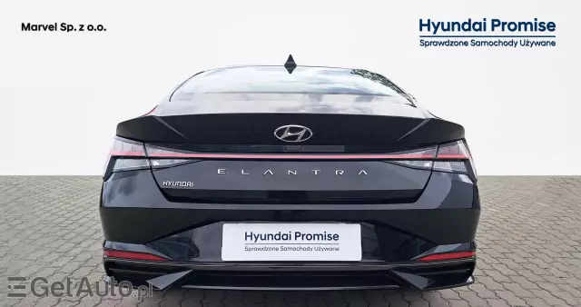 HYUNDAI Elantra 1.6 Smart CVT