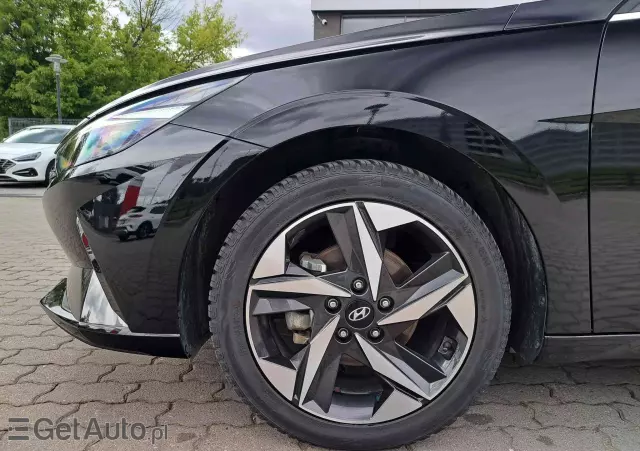 HYUNDAI Elantra 1.6 Smart CVT