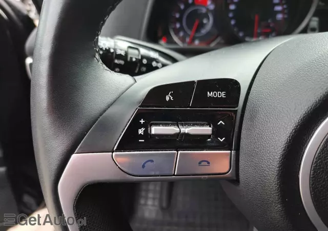 HYUNDAI Elantra 1.6 Smart CVT