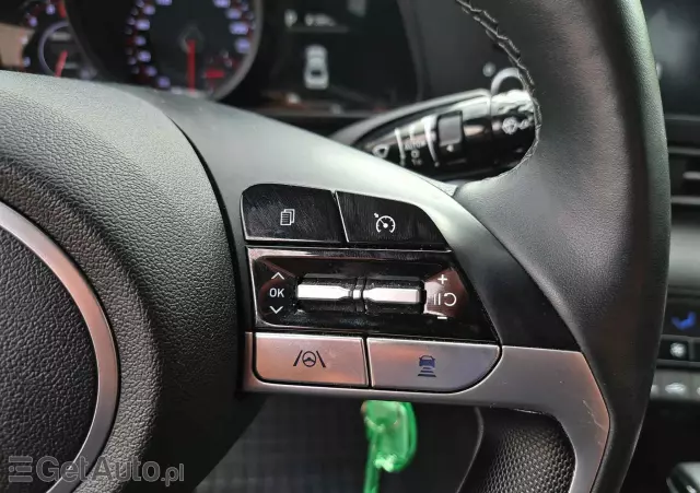 HYUNDAI Elantra 1.6 Smart CVT