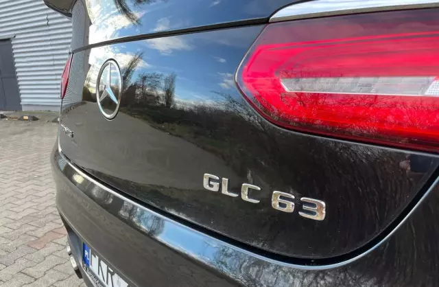 MERCEDES-BENZ GLC 
