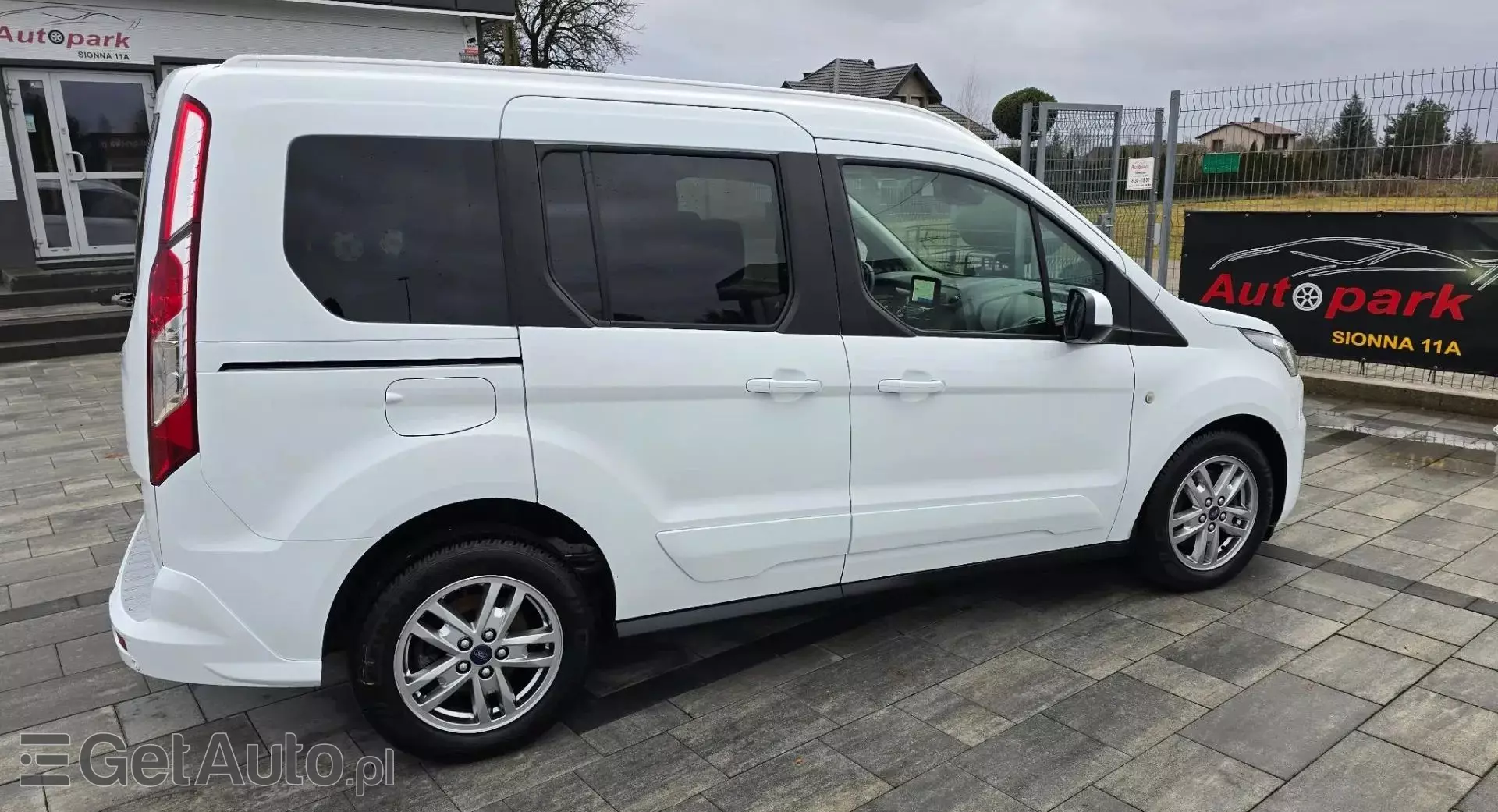 FORD Tourneo Connect 1.5 EcoBlue (120 KM) S&S