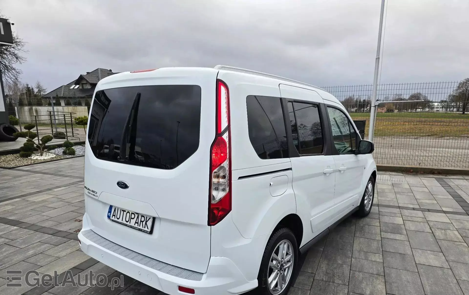 FORD Tourneo Connect 1.5 EcoBlue (120 KM) S&S