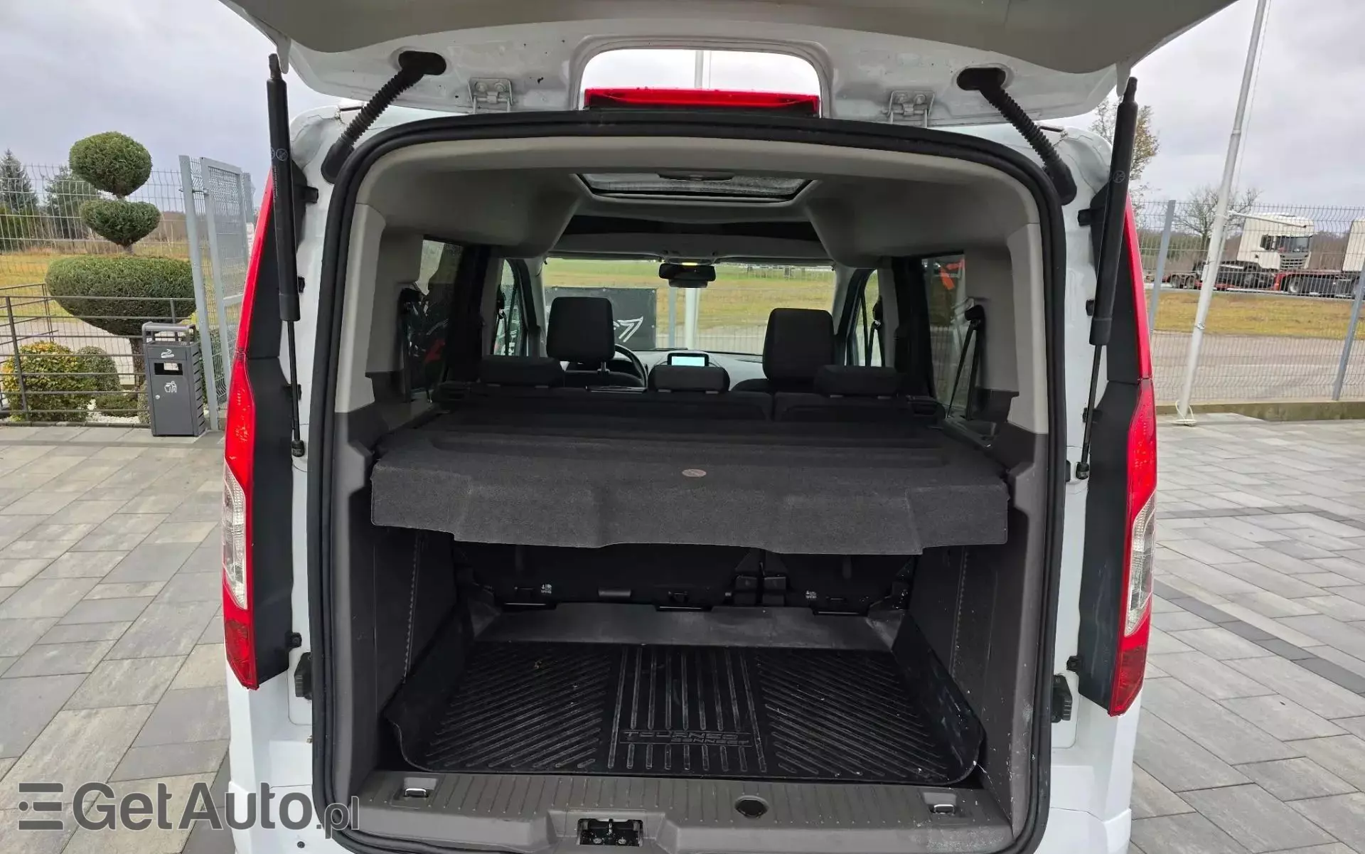 FORD Tourneo Connect 1.5 EcoBlue (120 KM) S&S