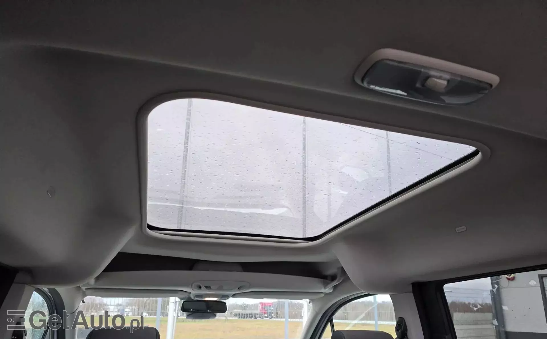 FORD Tourneo Connect 1.5 EcoBlue (120 KM) S&S