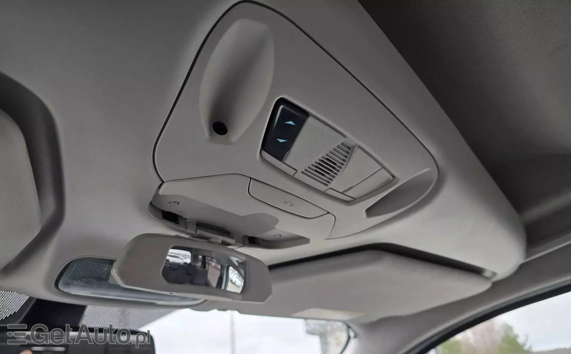 FORD Tourneo Connect 1.5 EcoBlue (120 KM) S&S