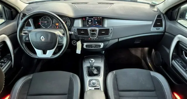 RENAULT Laguna DCi 110 FAP Limited