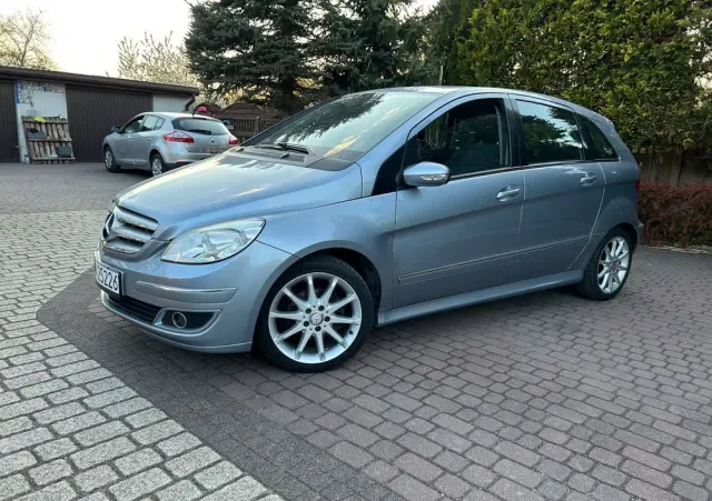 MERCEDES-BENZ Klasa B 
