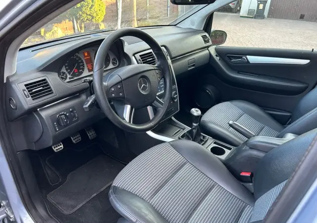 MERCEDES-BENZ Klasa B 