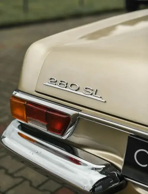 MERCEDES-BENZ SL 