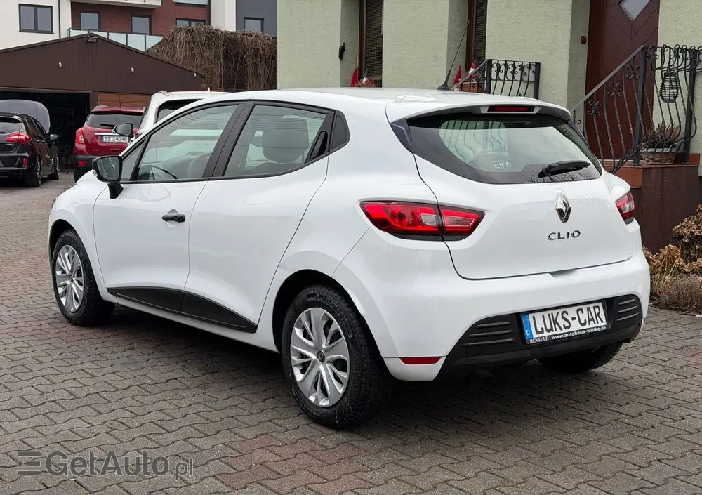 RENAULT Clio 1.2 16V 75 Limited