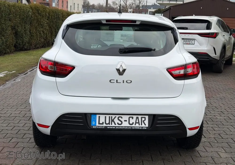 RENAULT Clio 1.2 16V 75 Limited