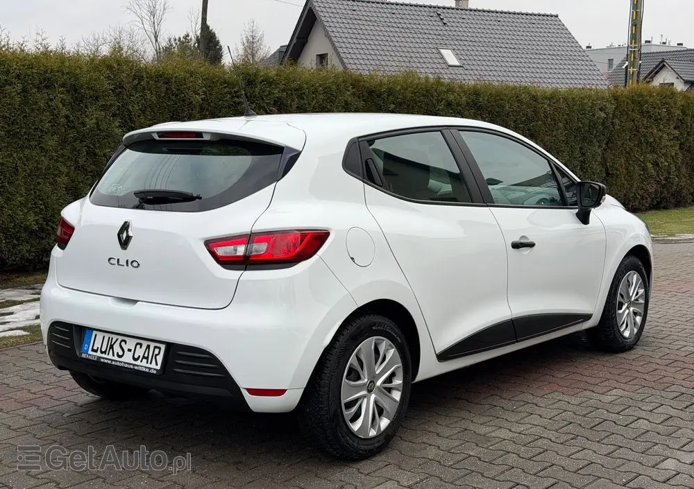 RENAULT Clio 1.2 16V 75 Limited