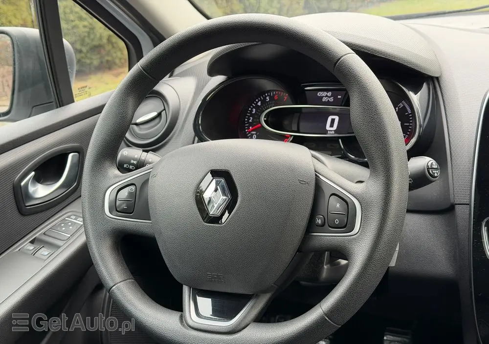 RENAULT Clio 1.2 16V 75 Limited