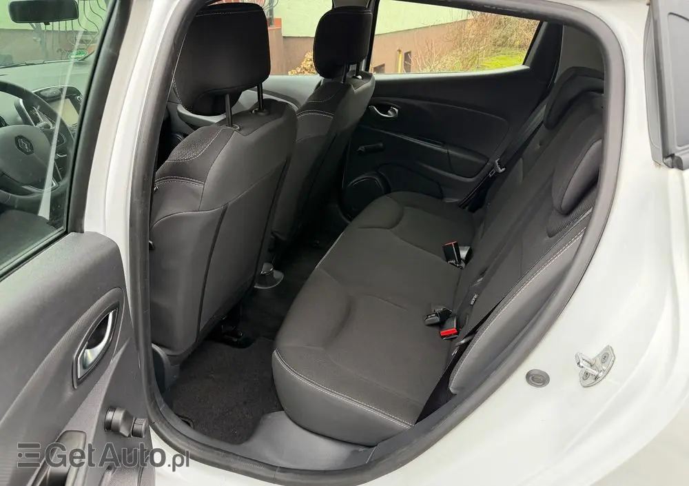 RENAULT Clio 1.2 16V 75 Limited