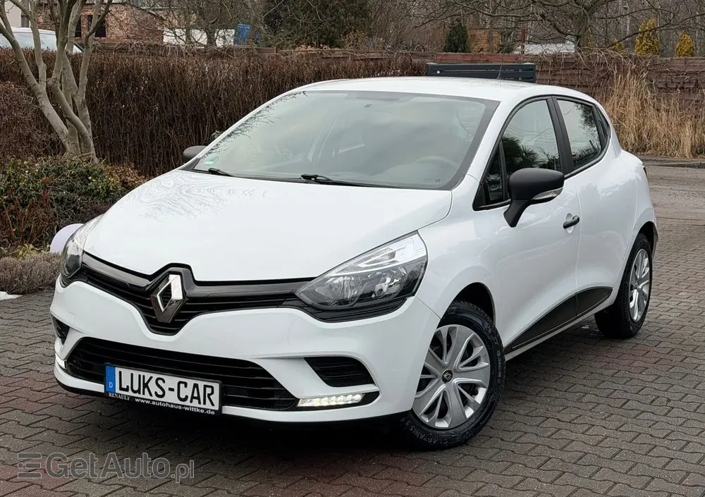 RENAULT Clio 1.2 16V 75 Limited