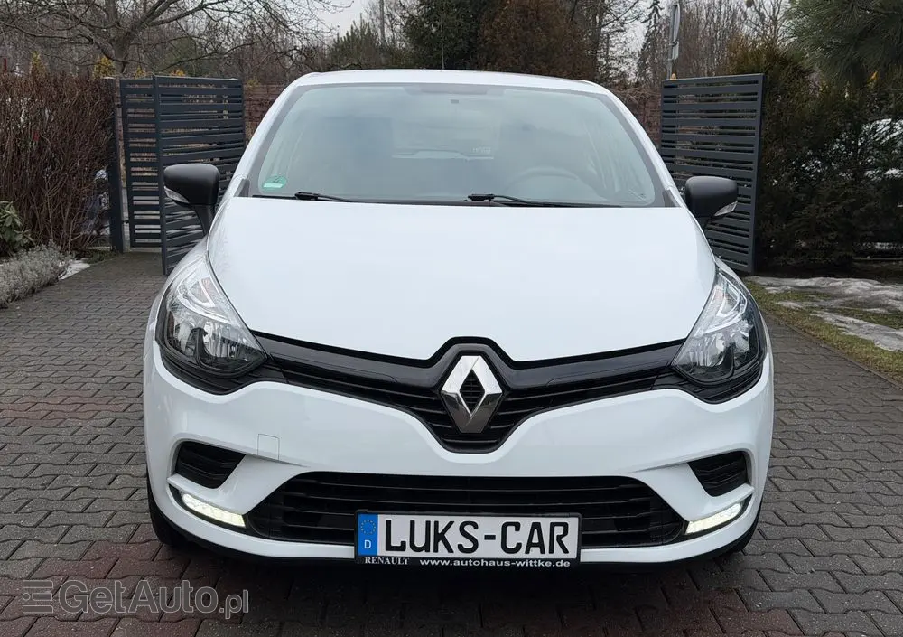 RENAULT Clio 1.2 16V 75 Limited
