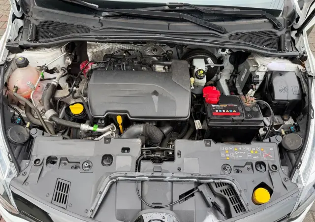 RENAULT Clio 1.2 16V 75 Limited