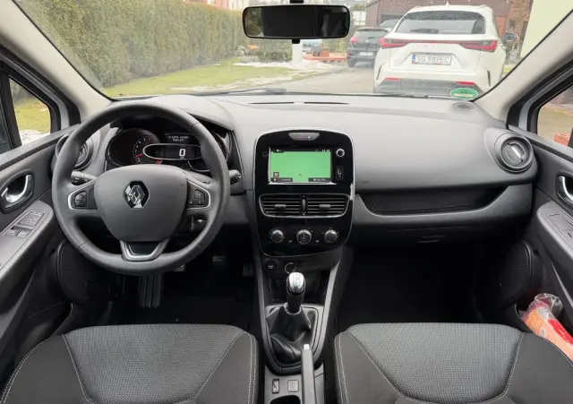 RENAULT Clio 1.2 16V 75 Limited