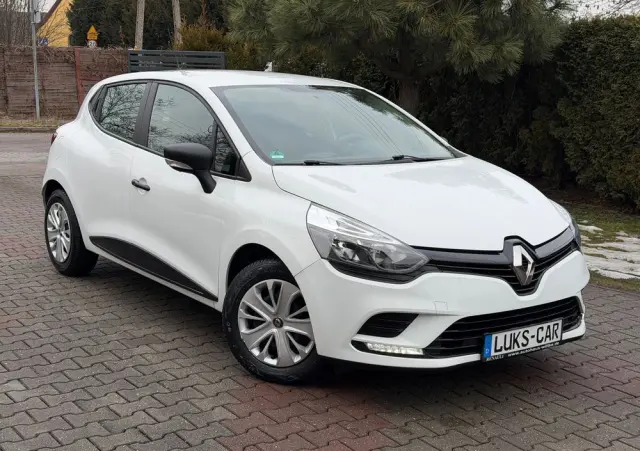 RENAULT Clio 1.2 16V 75 Limited