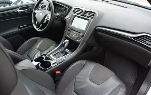 FORD Mondeo 2.0 EcoBlue ST-Line